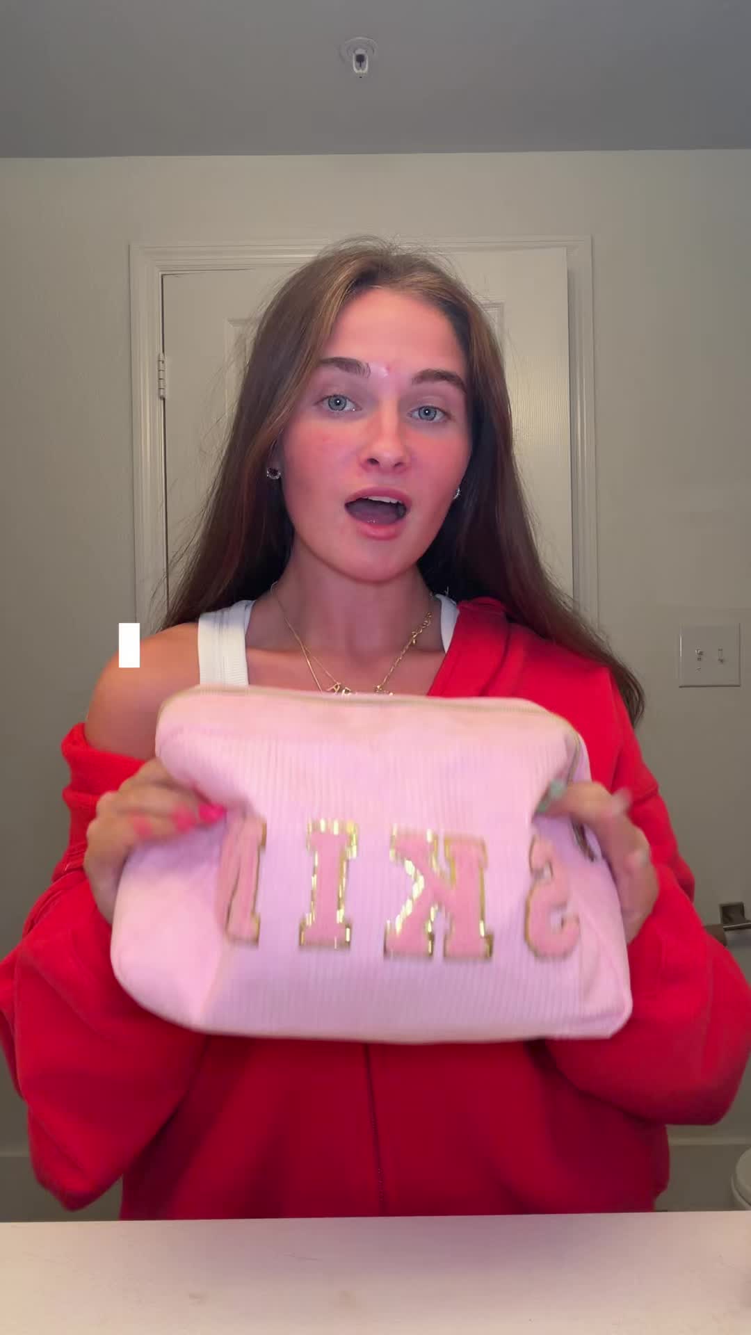 @ABIGAIL LYONS