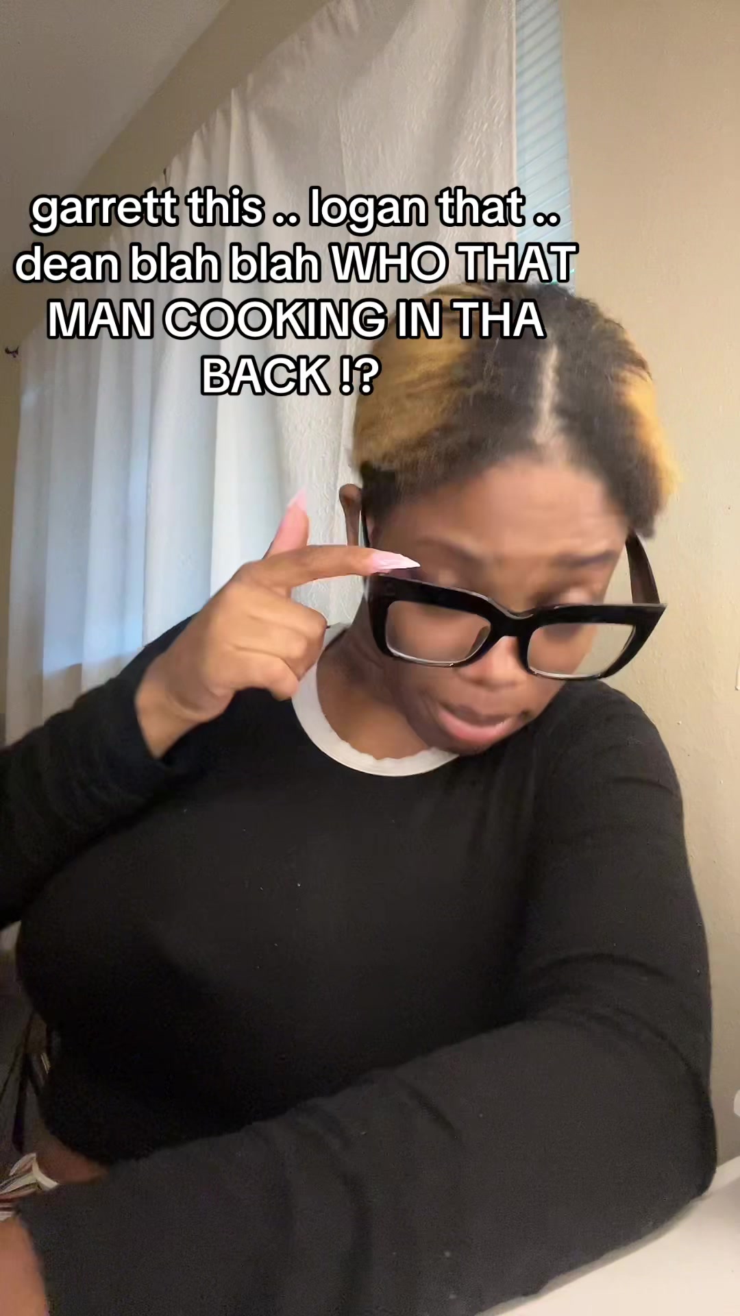@zoriitheblonde