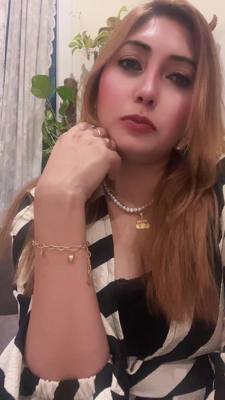 @RJ Priya