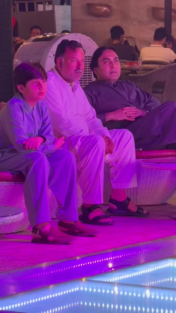 @Rehan Khan Niazi