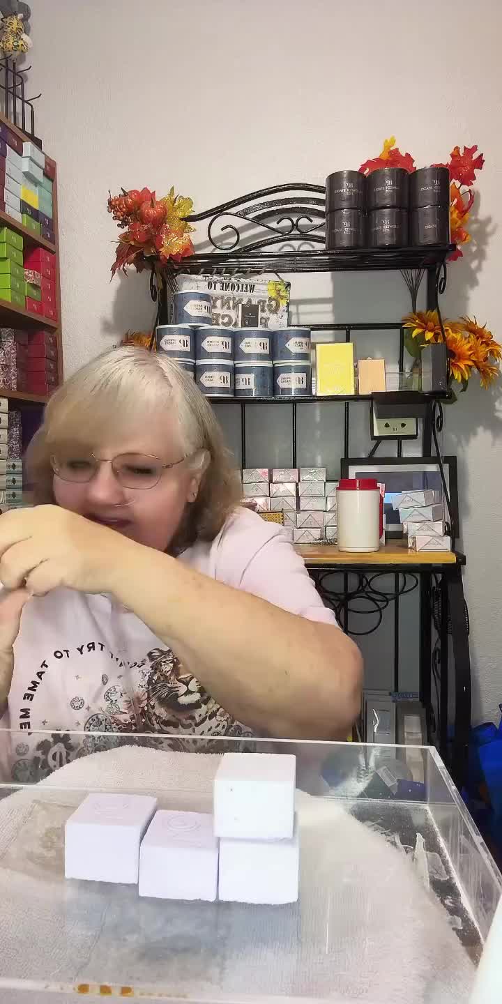 @granniespartyanimals