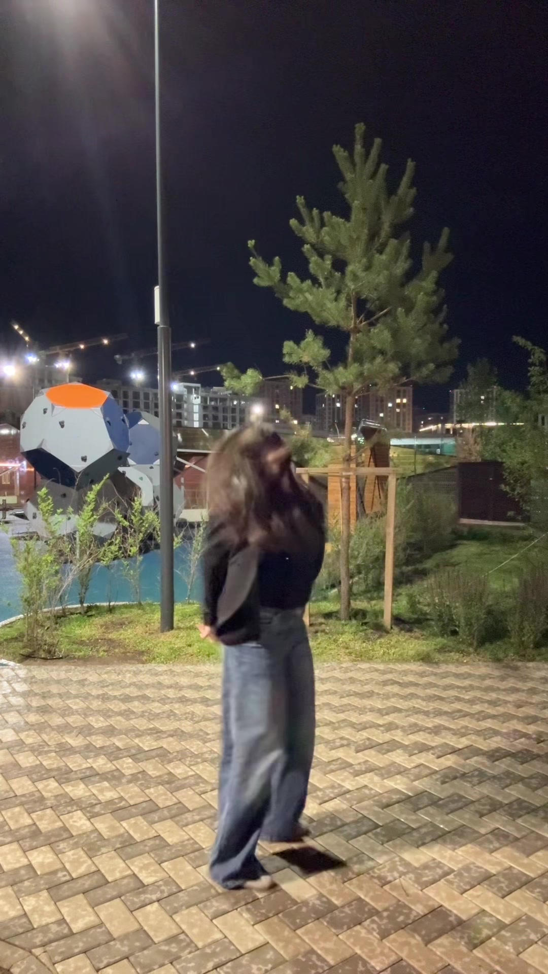 @i