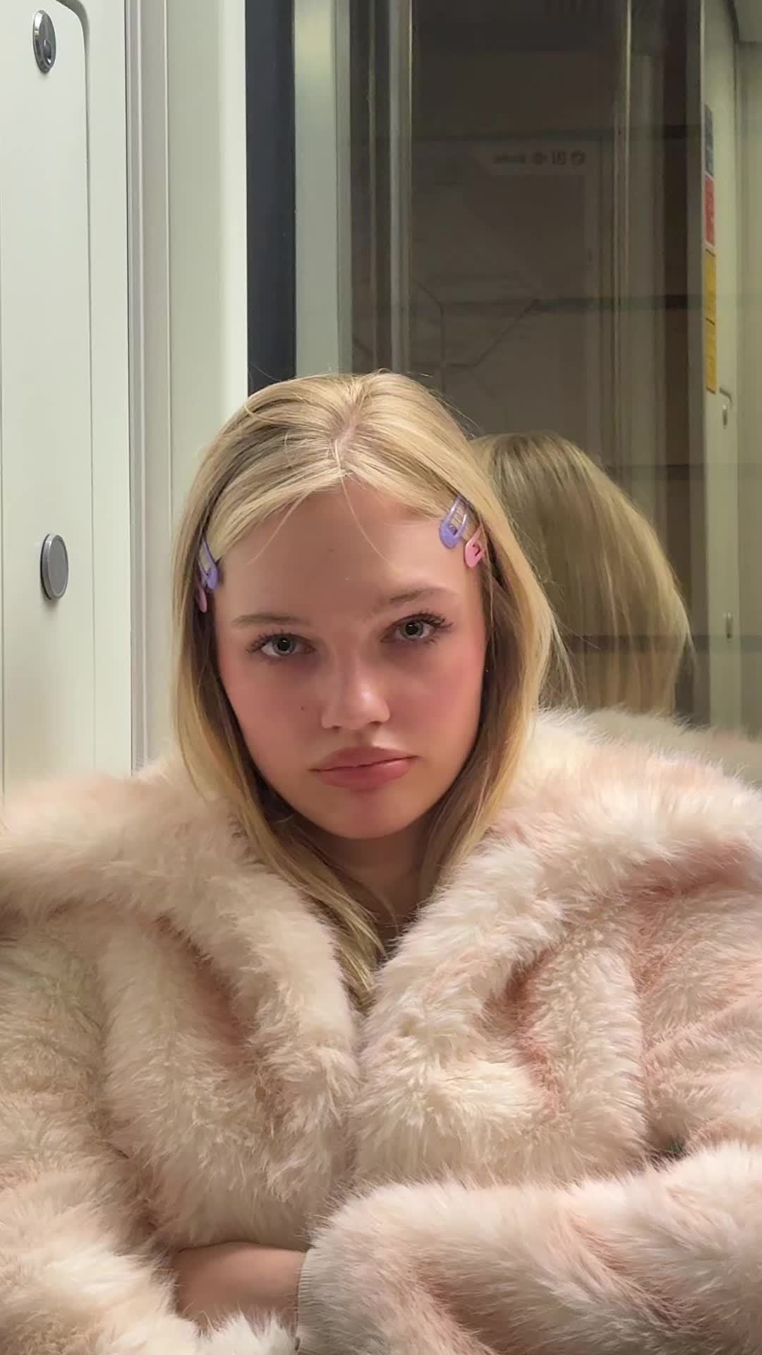 @leni bahr