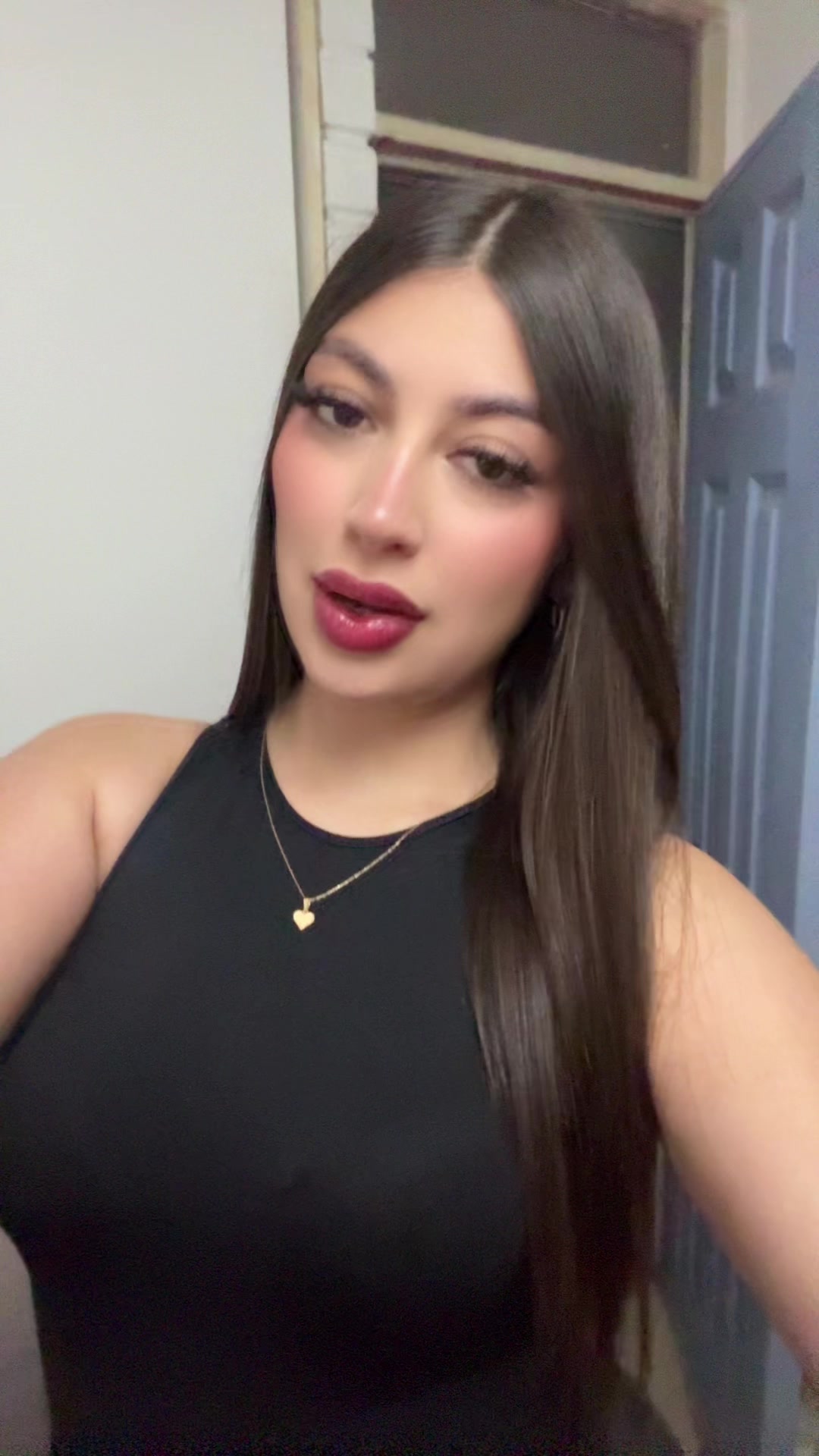@isifabiana