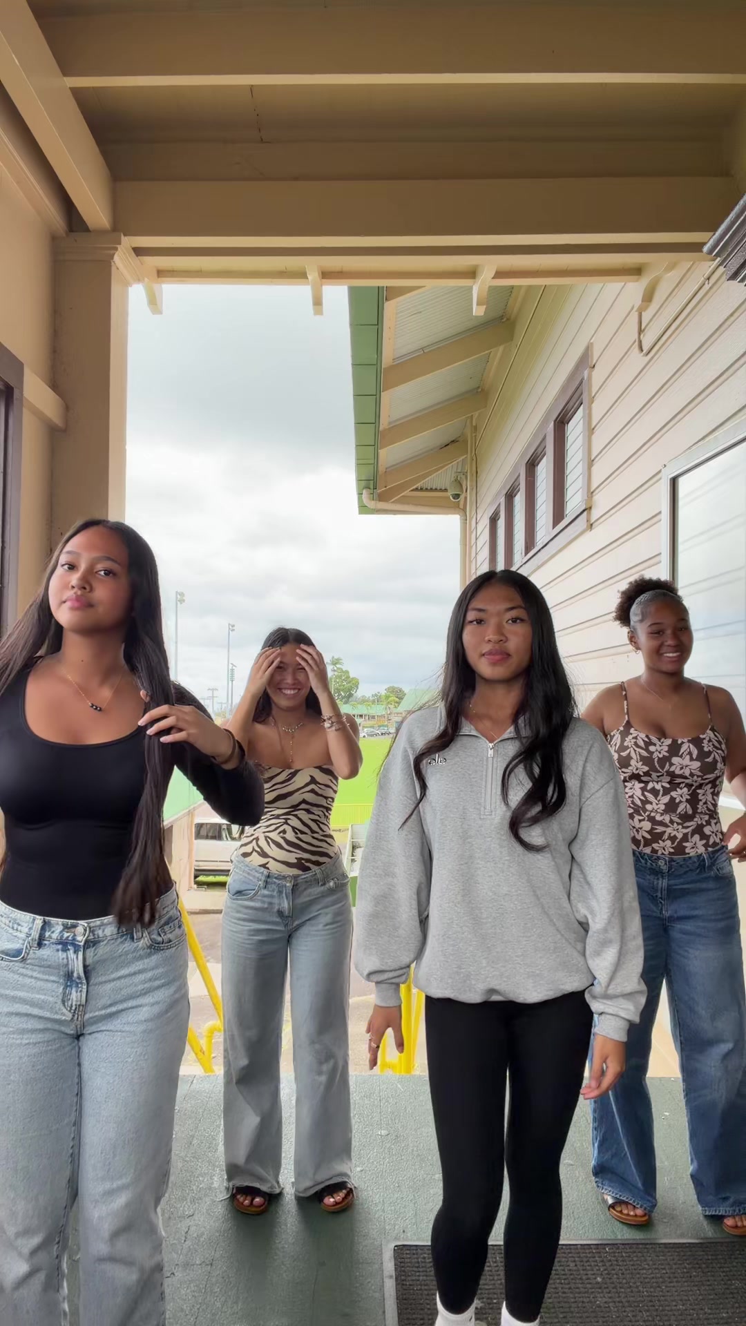 @ava