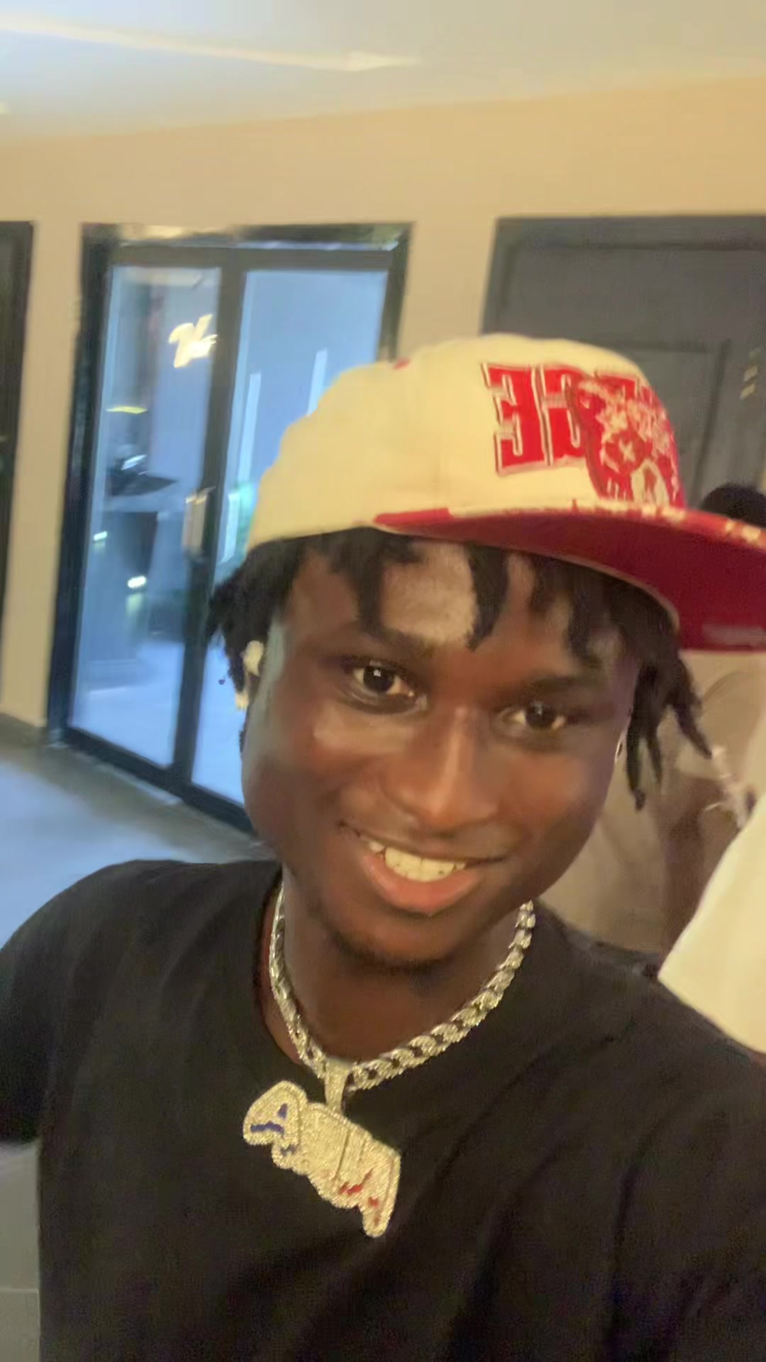 @YungKing Spicy 🗽🇱🇷