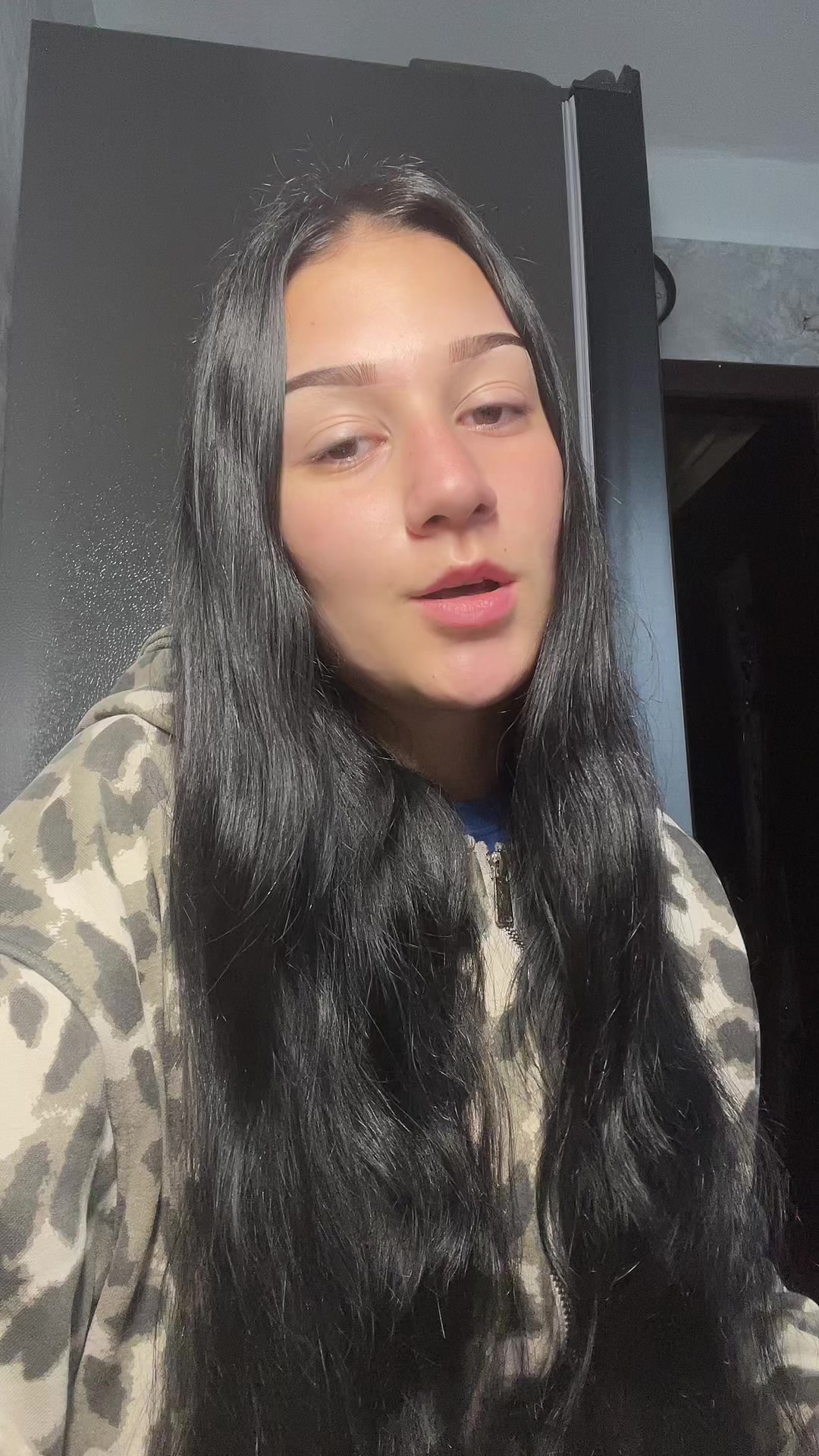@брюнетка