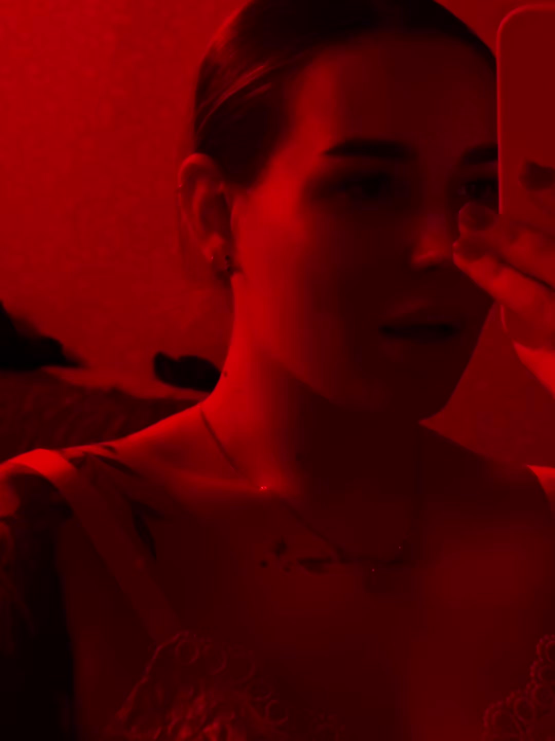 @894