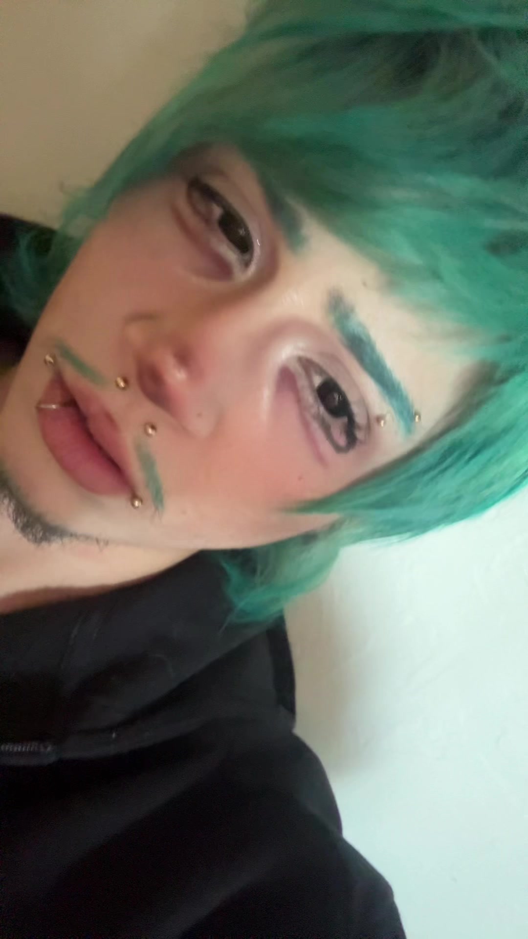 @4lanxzy