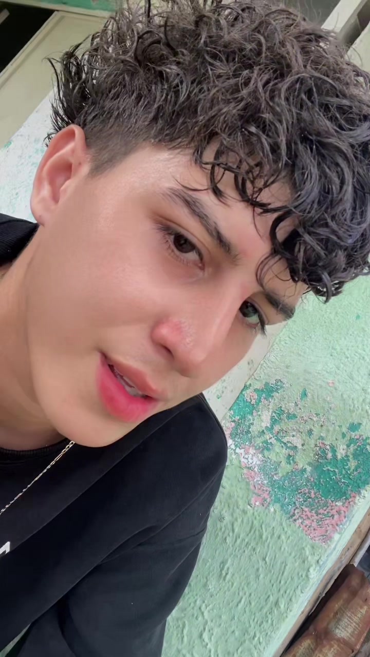 @Angel⚡