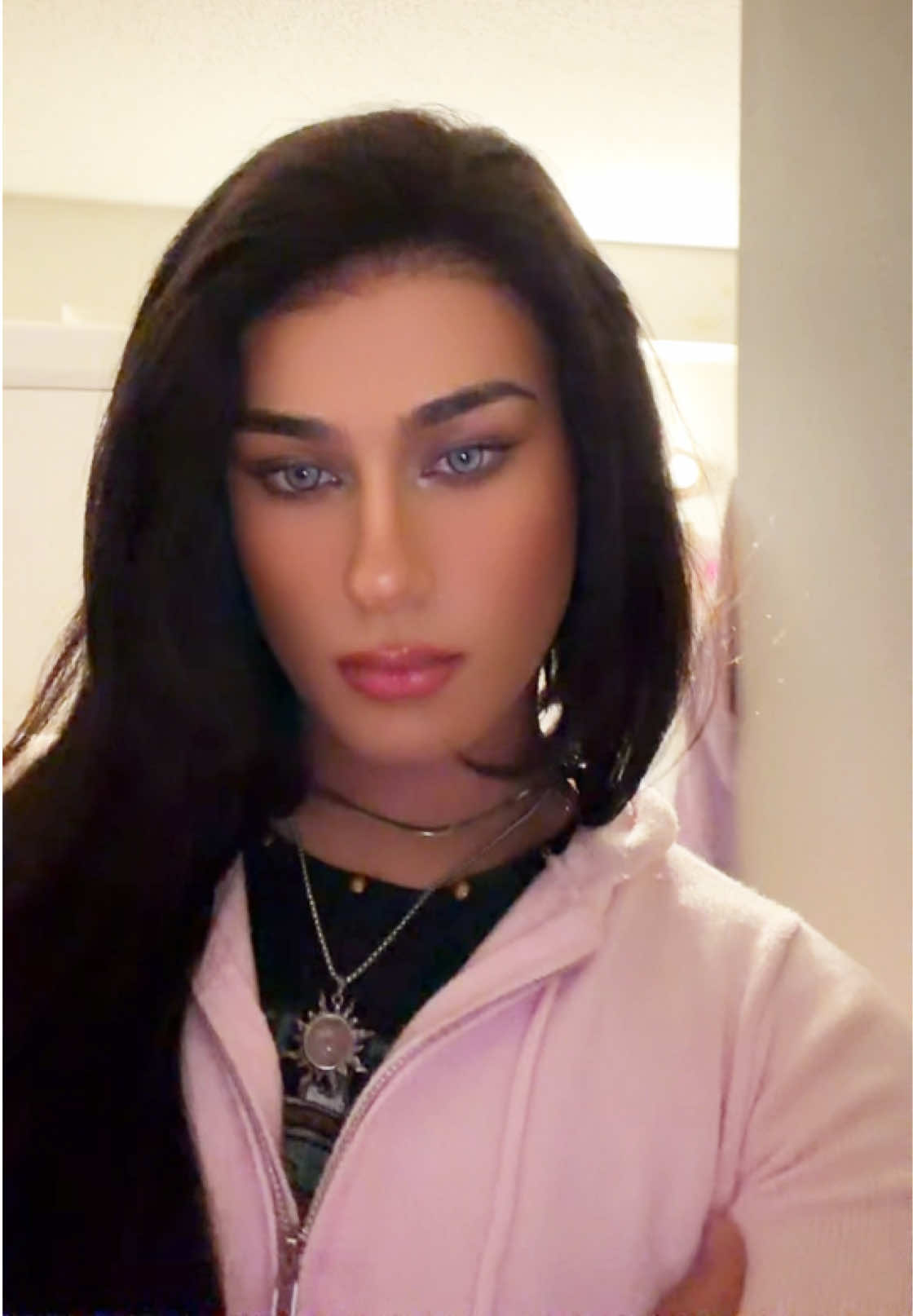 @theyenfox