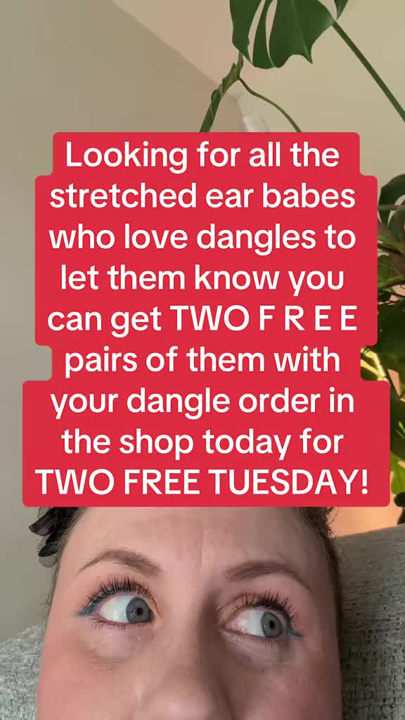 @Plugs By Emma