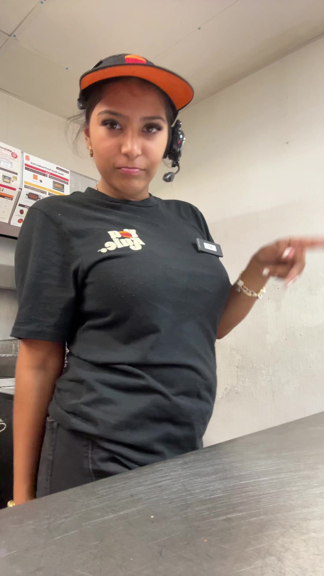 @_emisssss