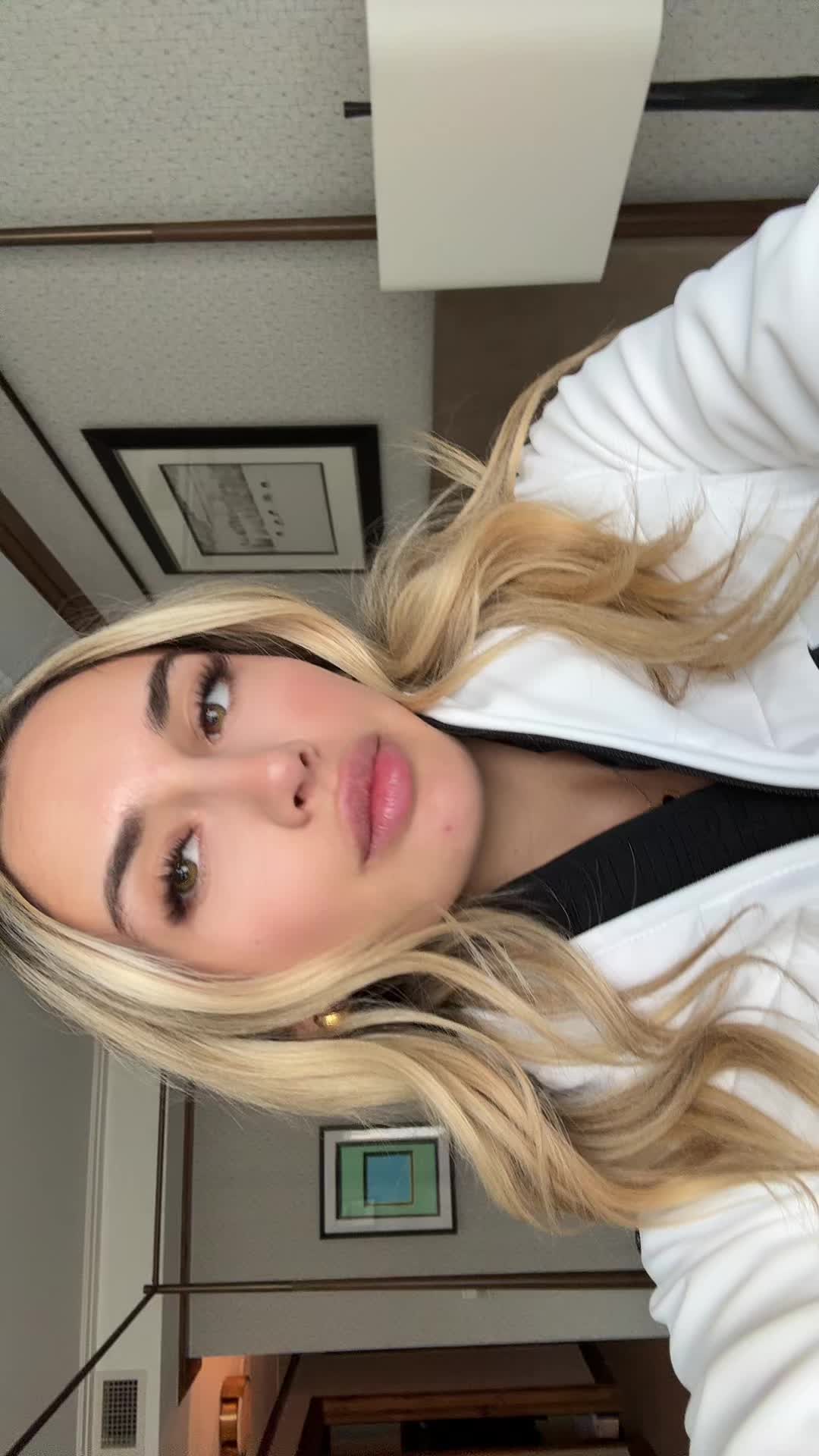 @scarlett oestreicher