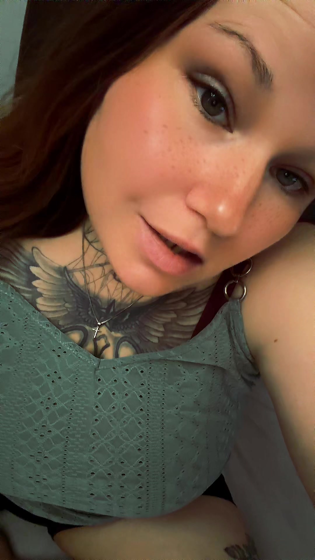 @JasPakas &bull;Ela&bull;