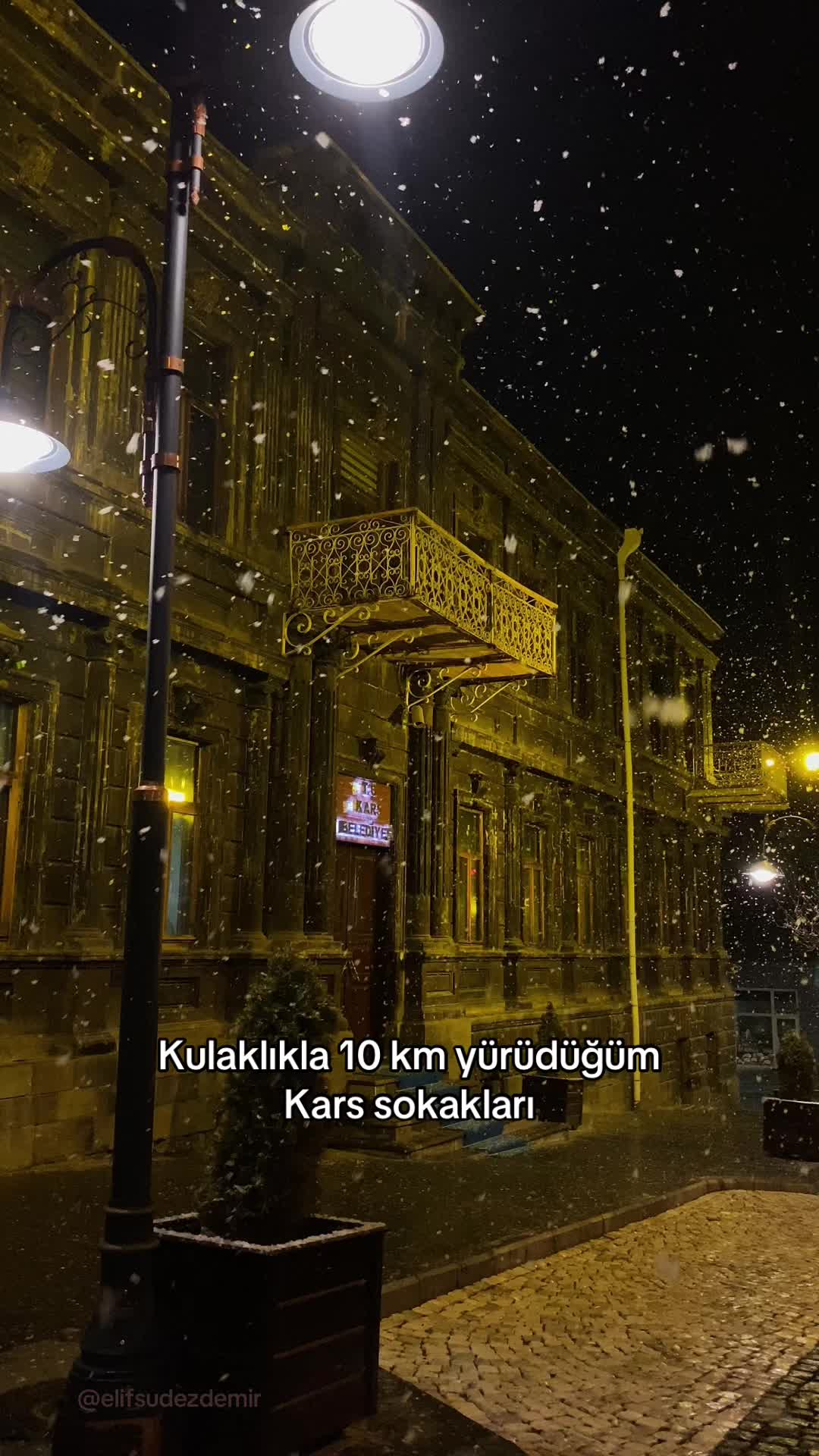 @Esö