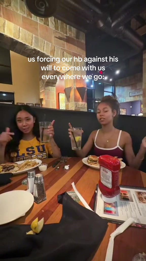 @dani ₊˚⊹ ᰔ