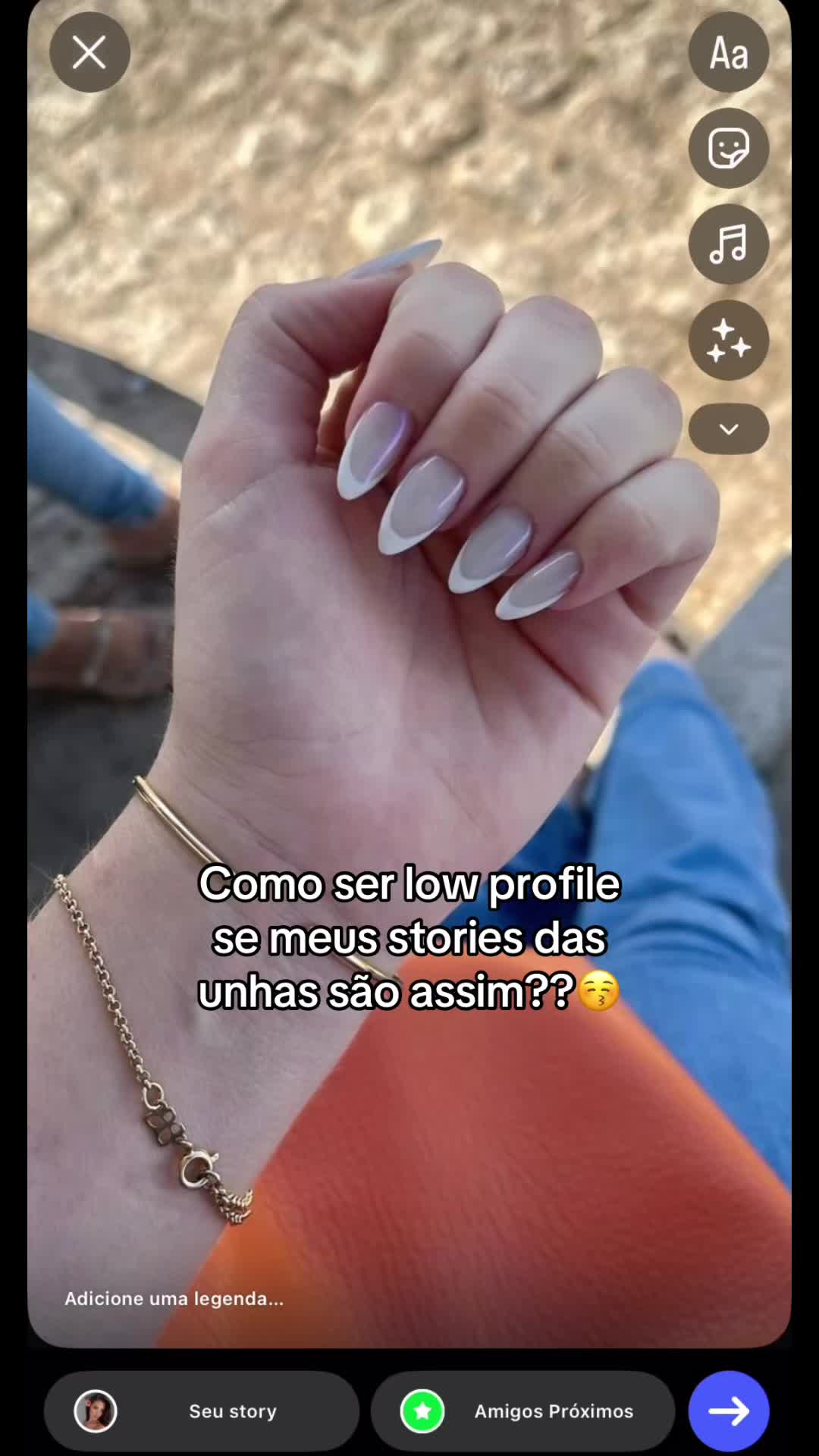 @Lara