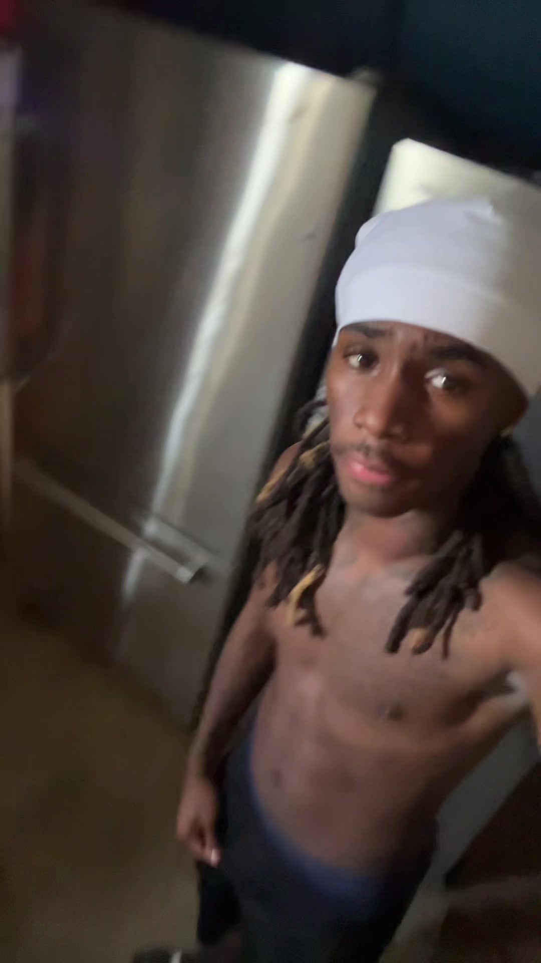 @zy