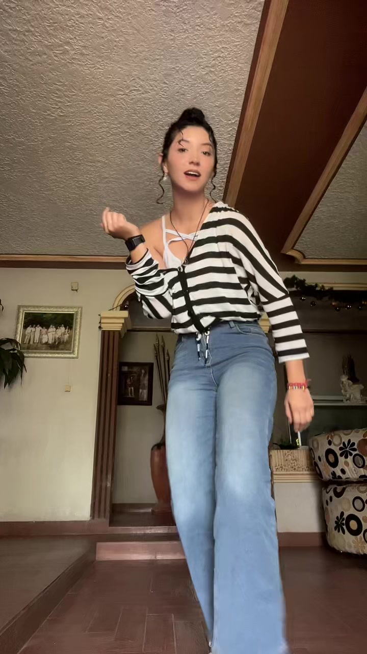 @Zitlaly Hernandez