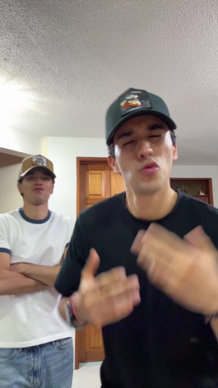@Zavaleta