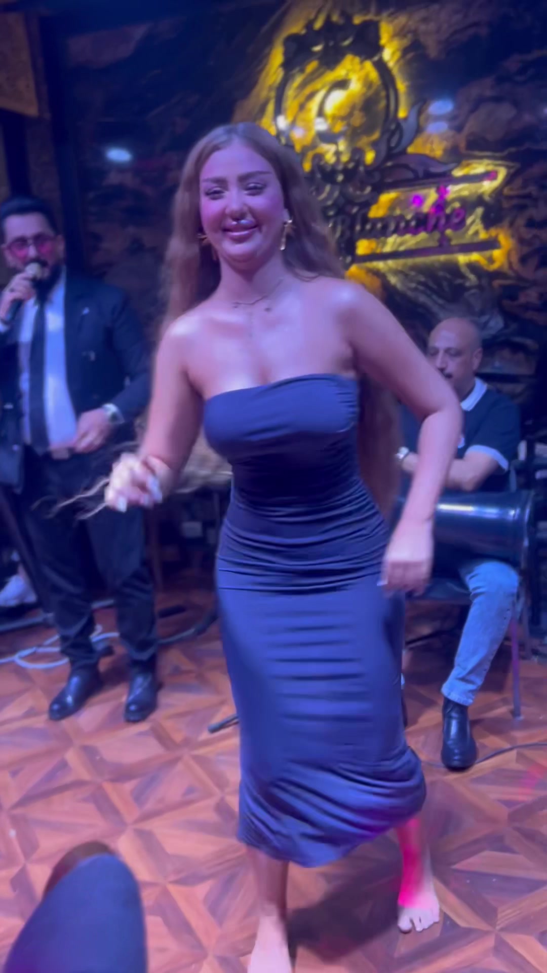 @إشبيليا-القاهره