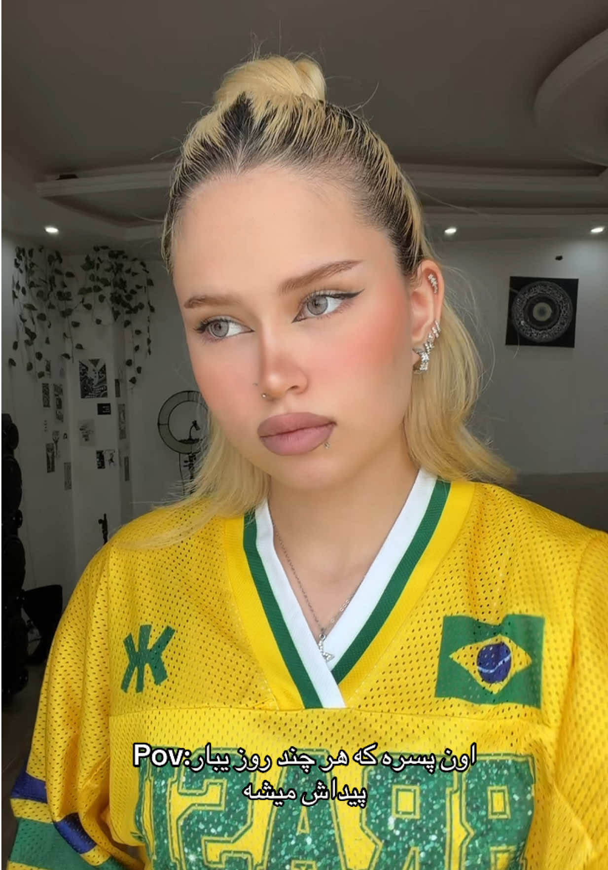 @heliaydn