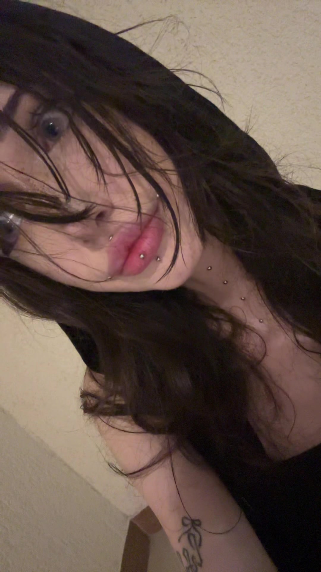 @h8telovr