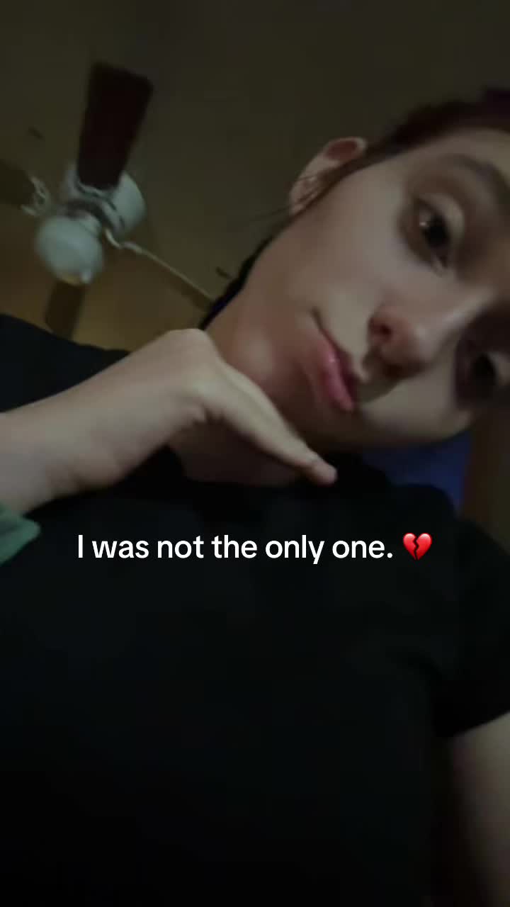 @Anna_sally12