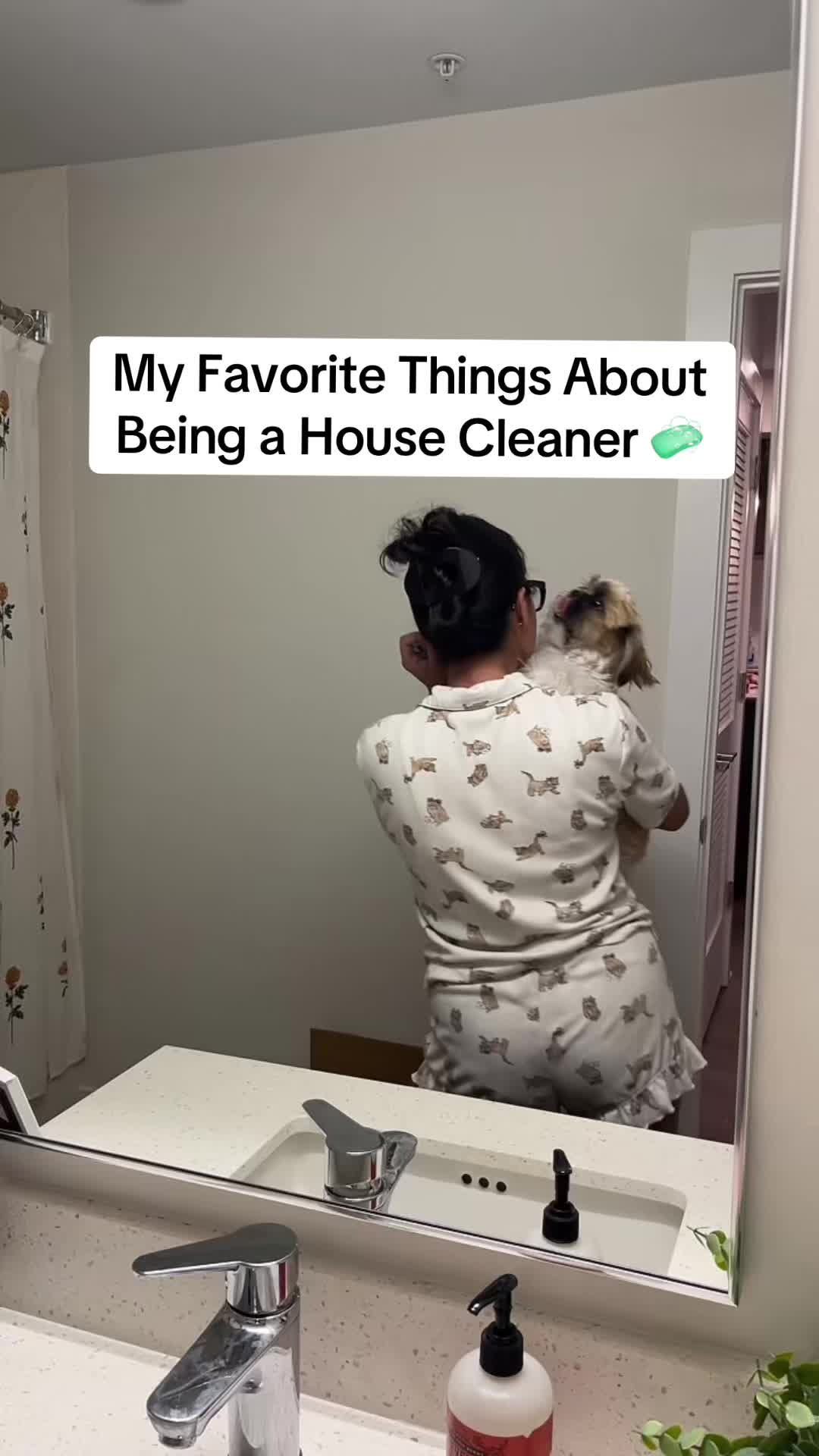 @Clean With Carly