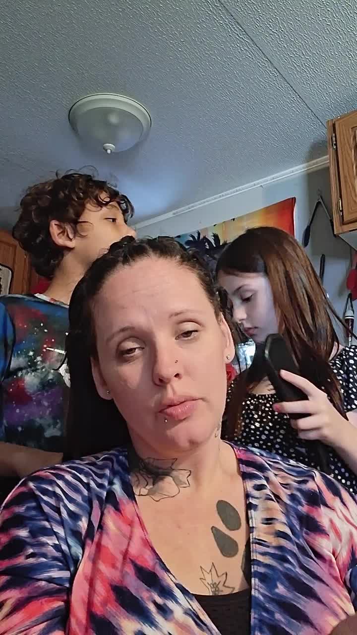 @MikeysWifey1219