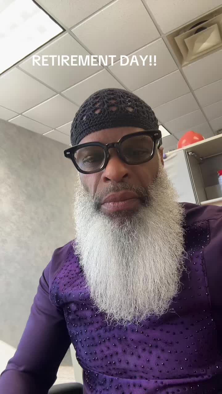 @the_grey_bearded_model
