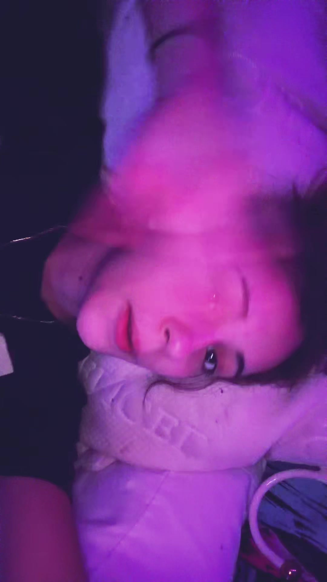 @j💫