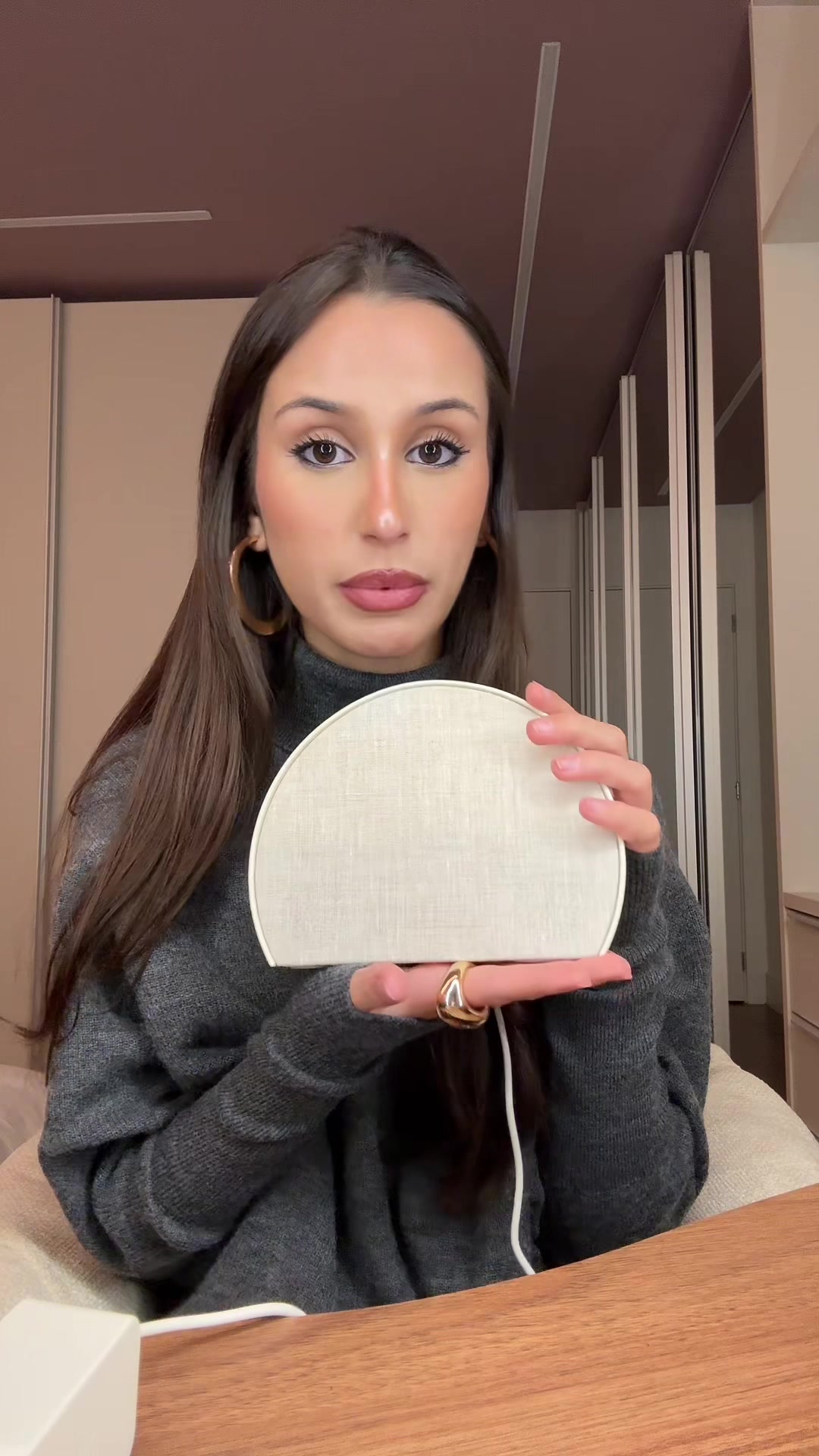 @Helena Ricci