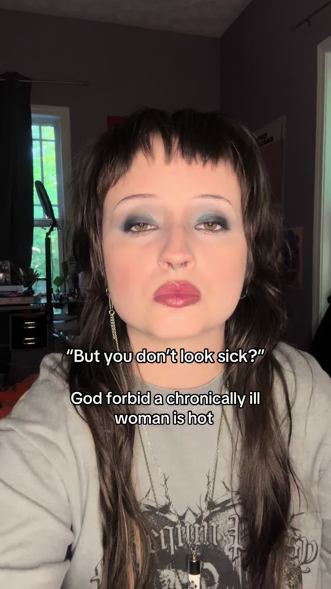 @Tori🕯️