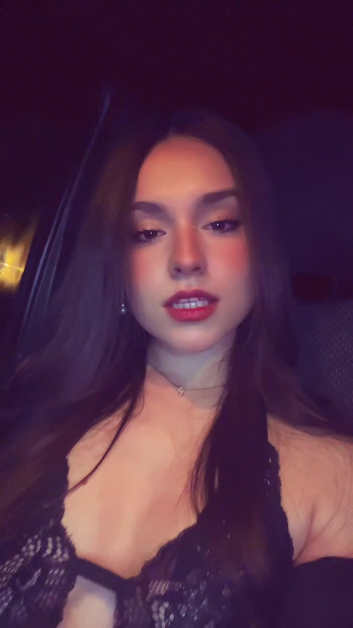 @Priscila 🌺