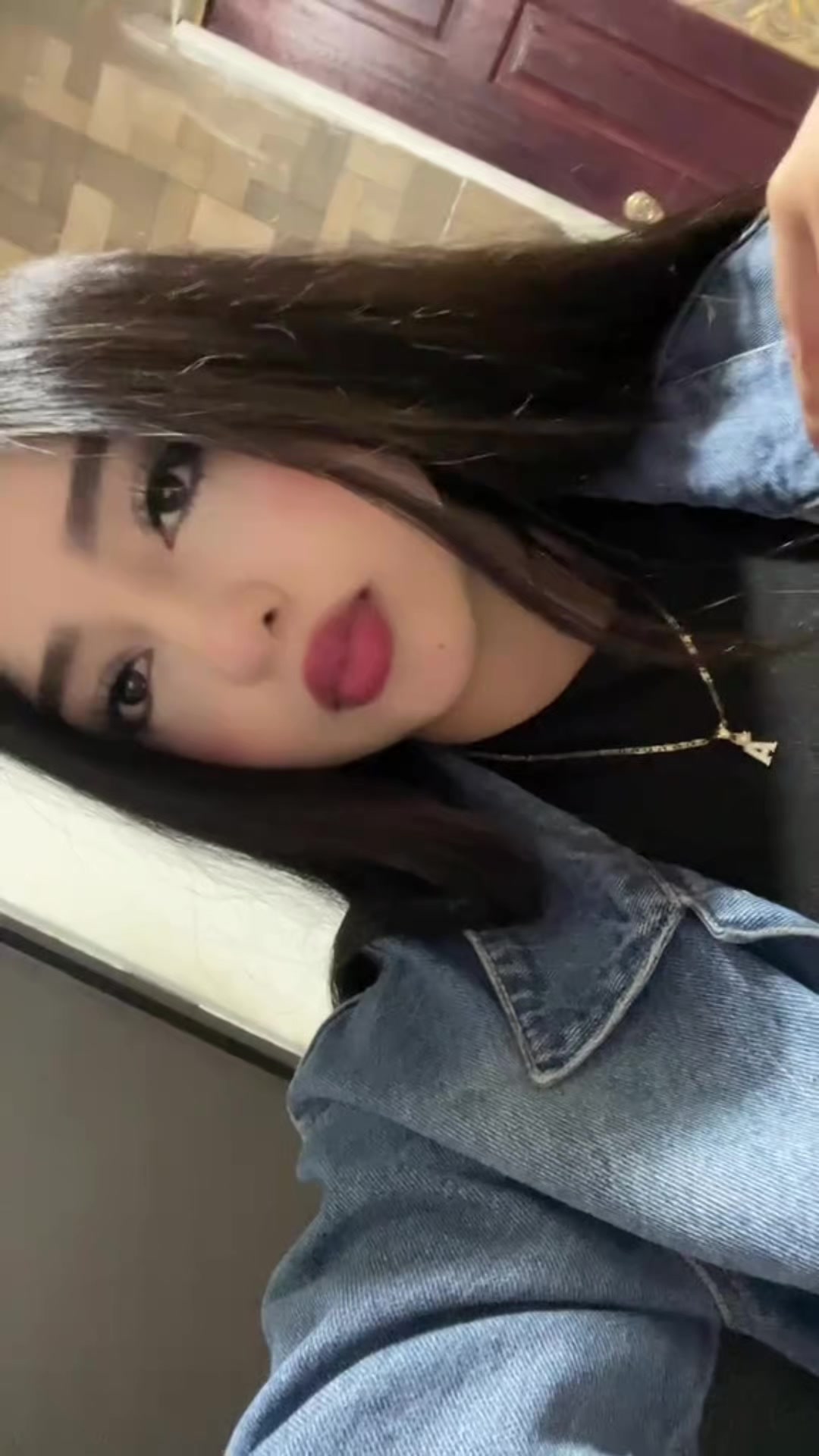 @Valeria🎀♡