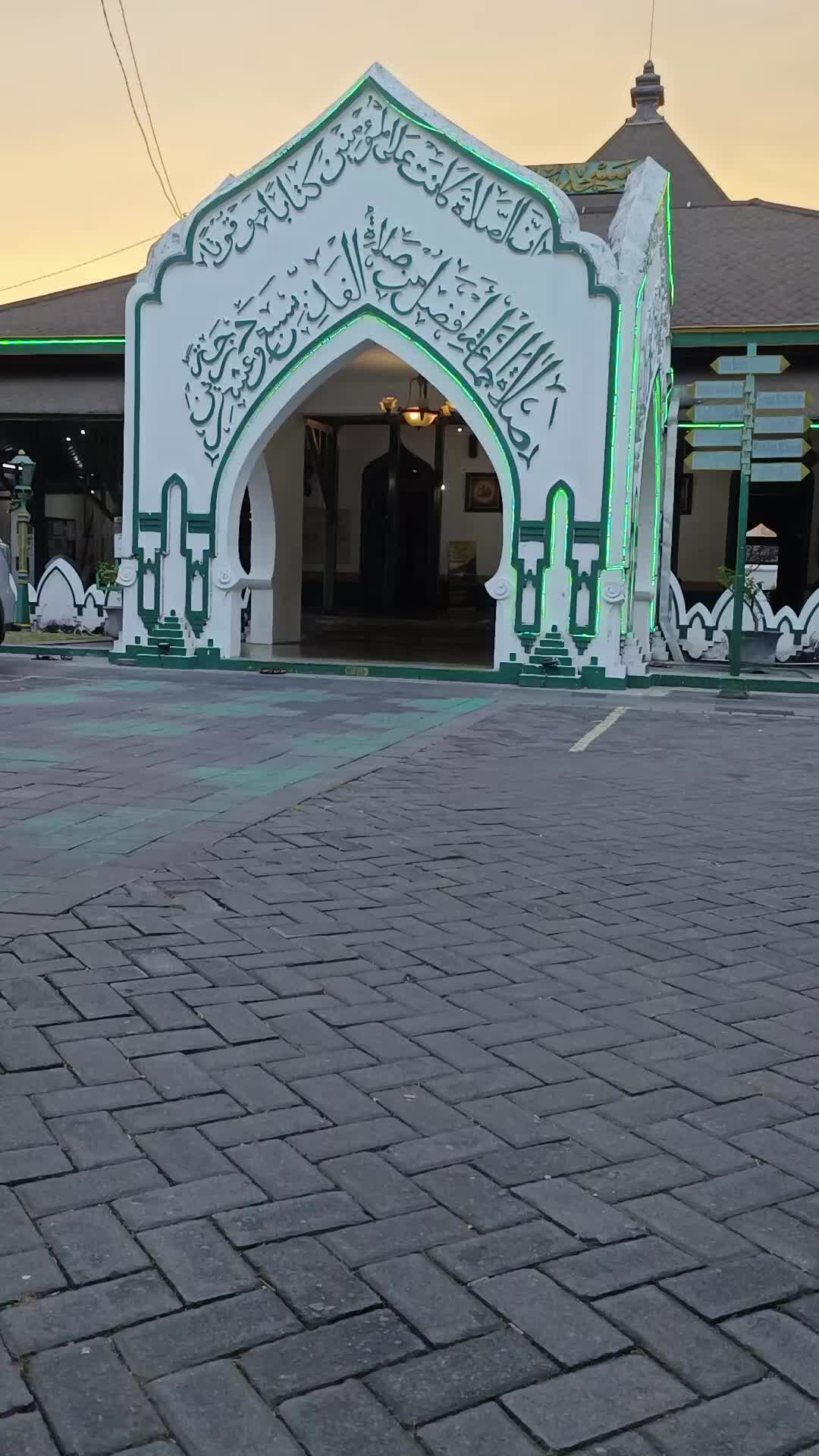 @Jalan-jalan Kuy (JJK)