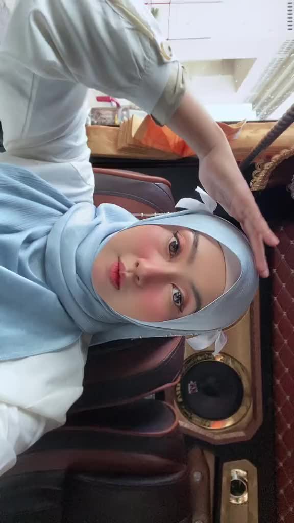 @bukanFatin
