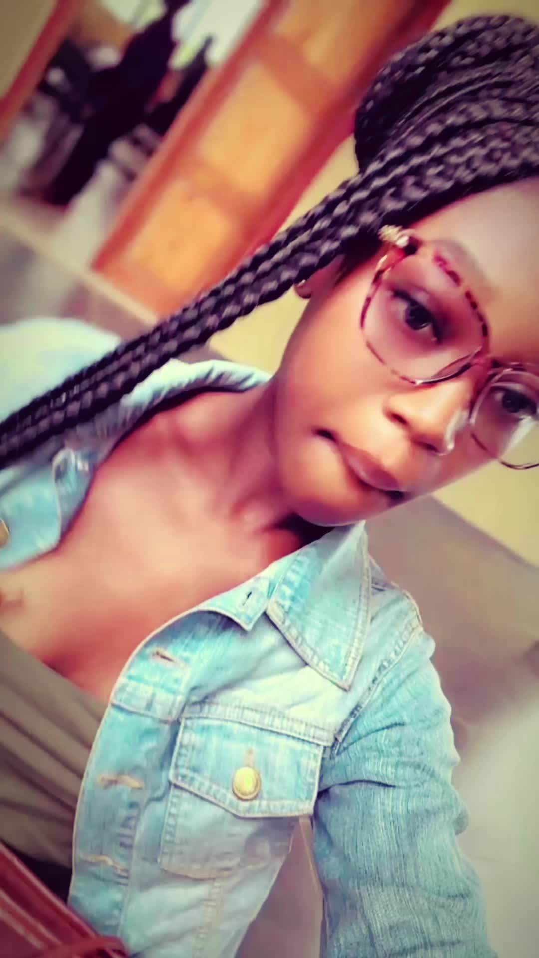 @🎀𝒰𝓇 𝒻𝒶𝓋 𝓂💍𝒹𝑒𝓁 ❤️😇