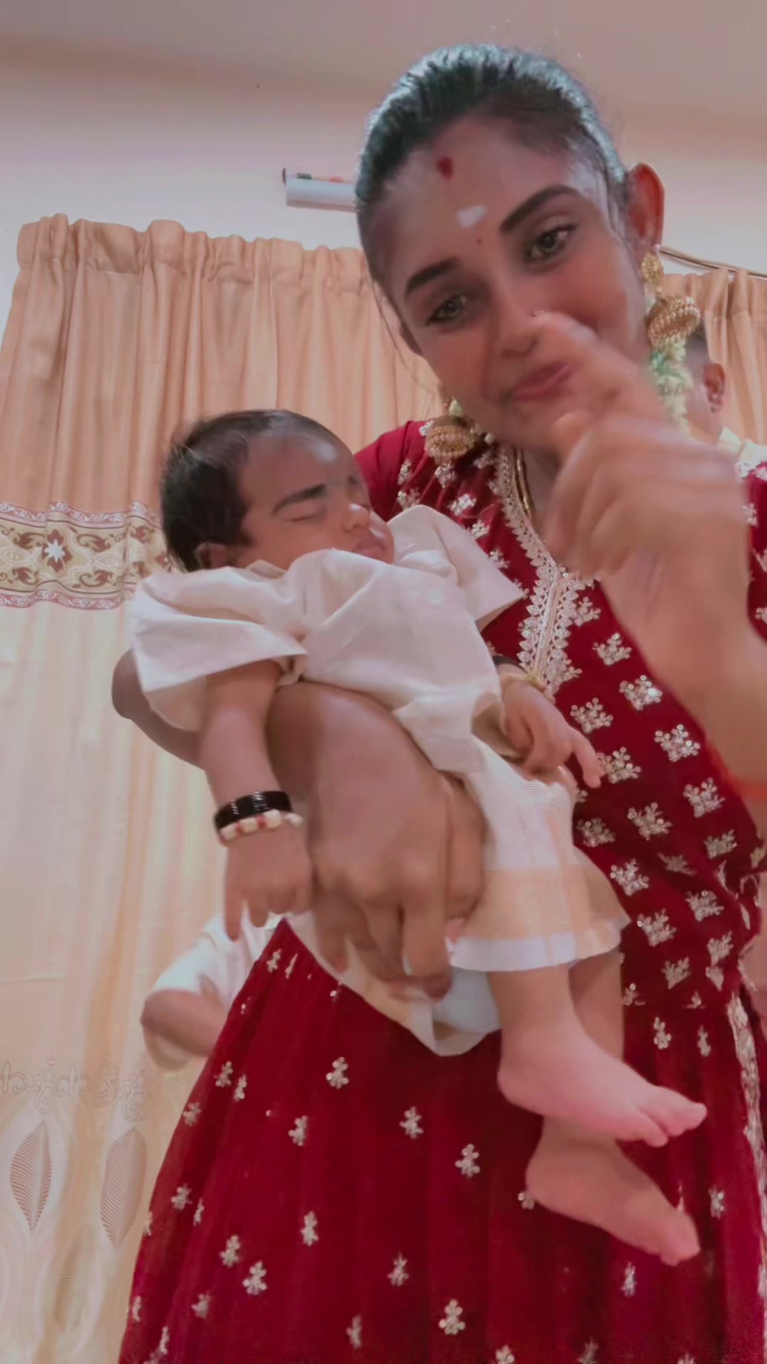 @Tamilarasi Goval ᥫ᭡