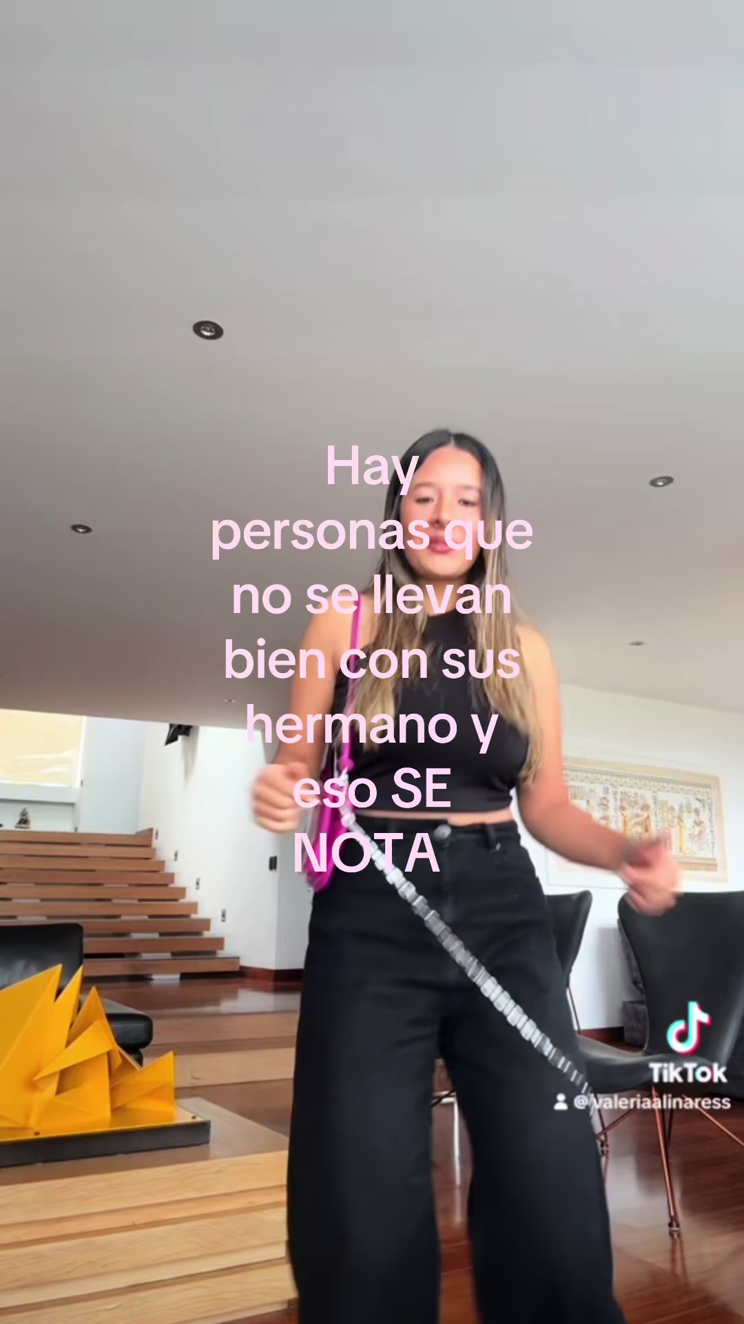 @Valeria Linares