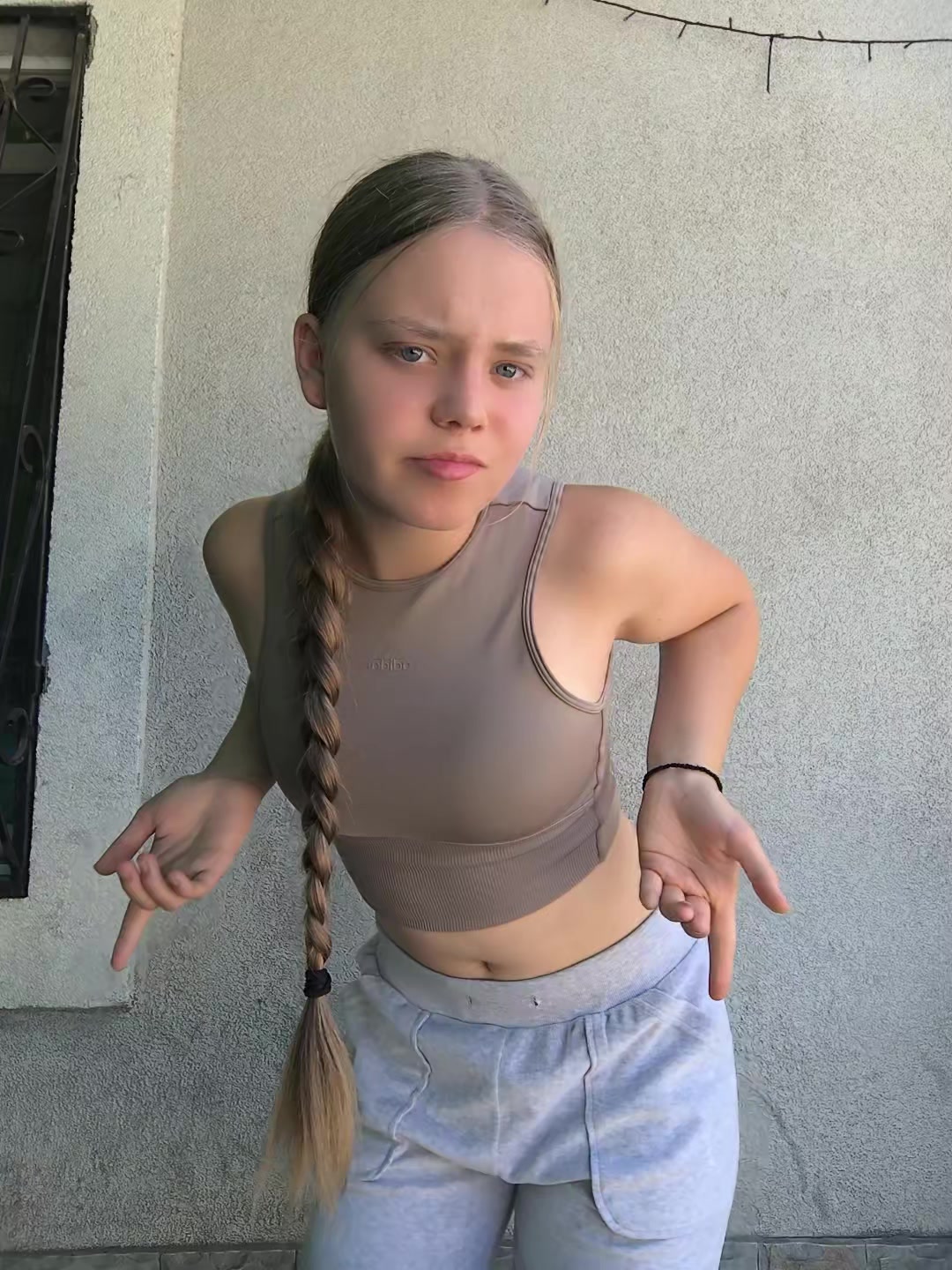 @𝑨𝒏𝒂