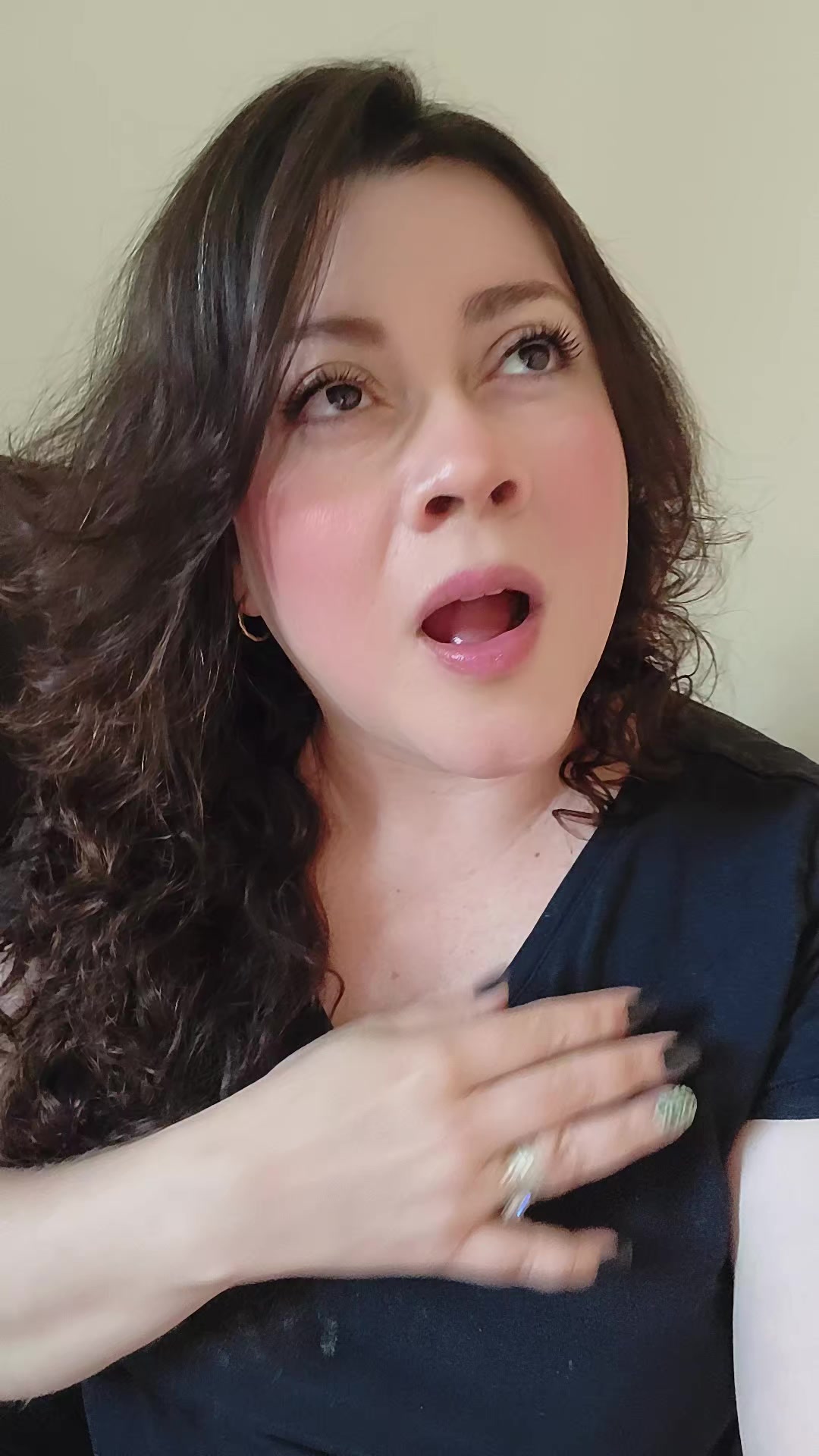 @Judith salvadoreña en UK