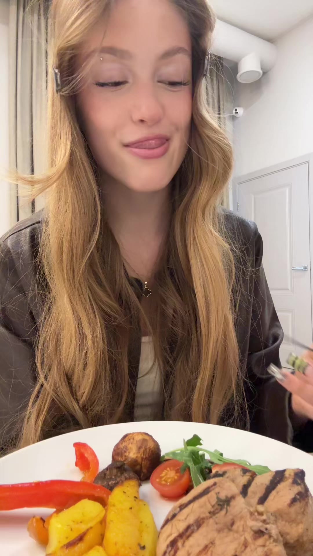 @MELIIKSSA