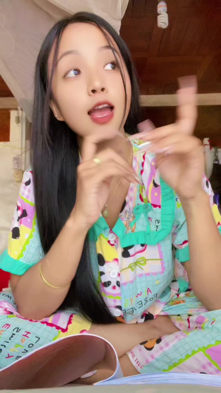 @WaiHninn👑( official )