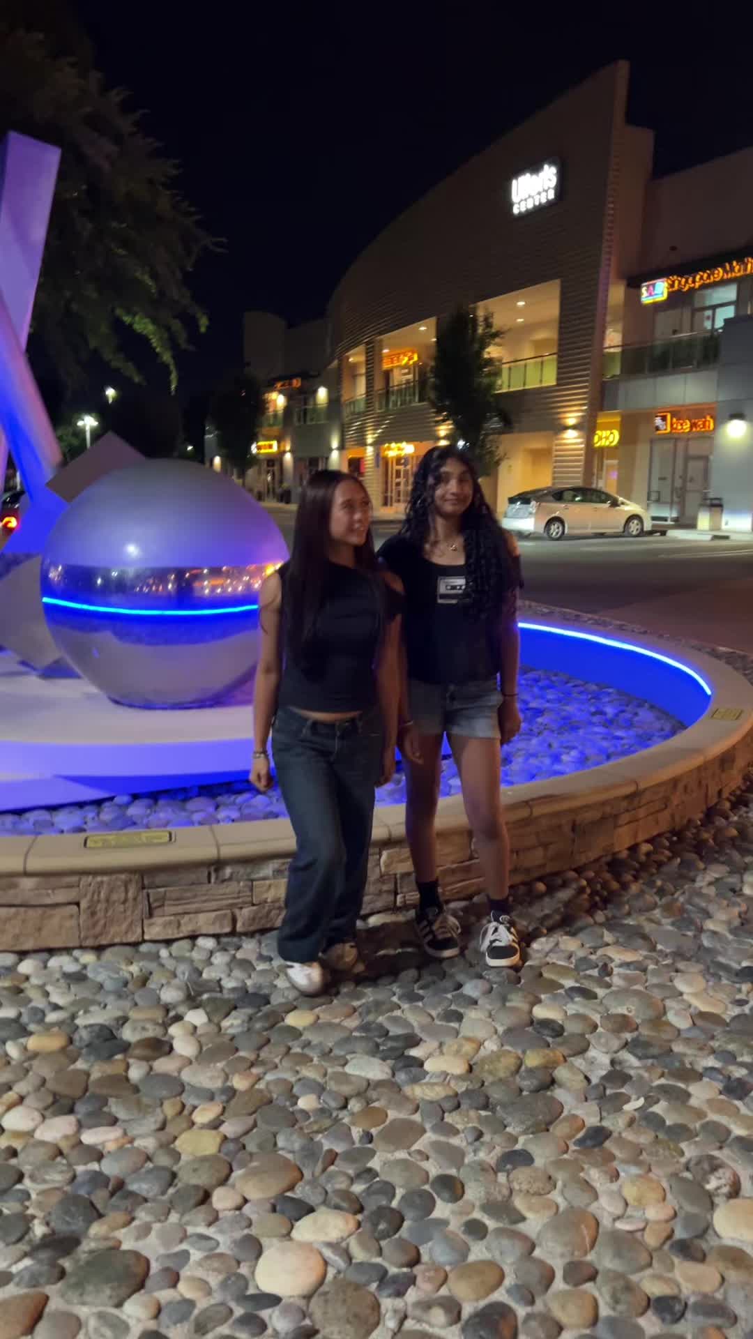 @alyxx