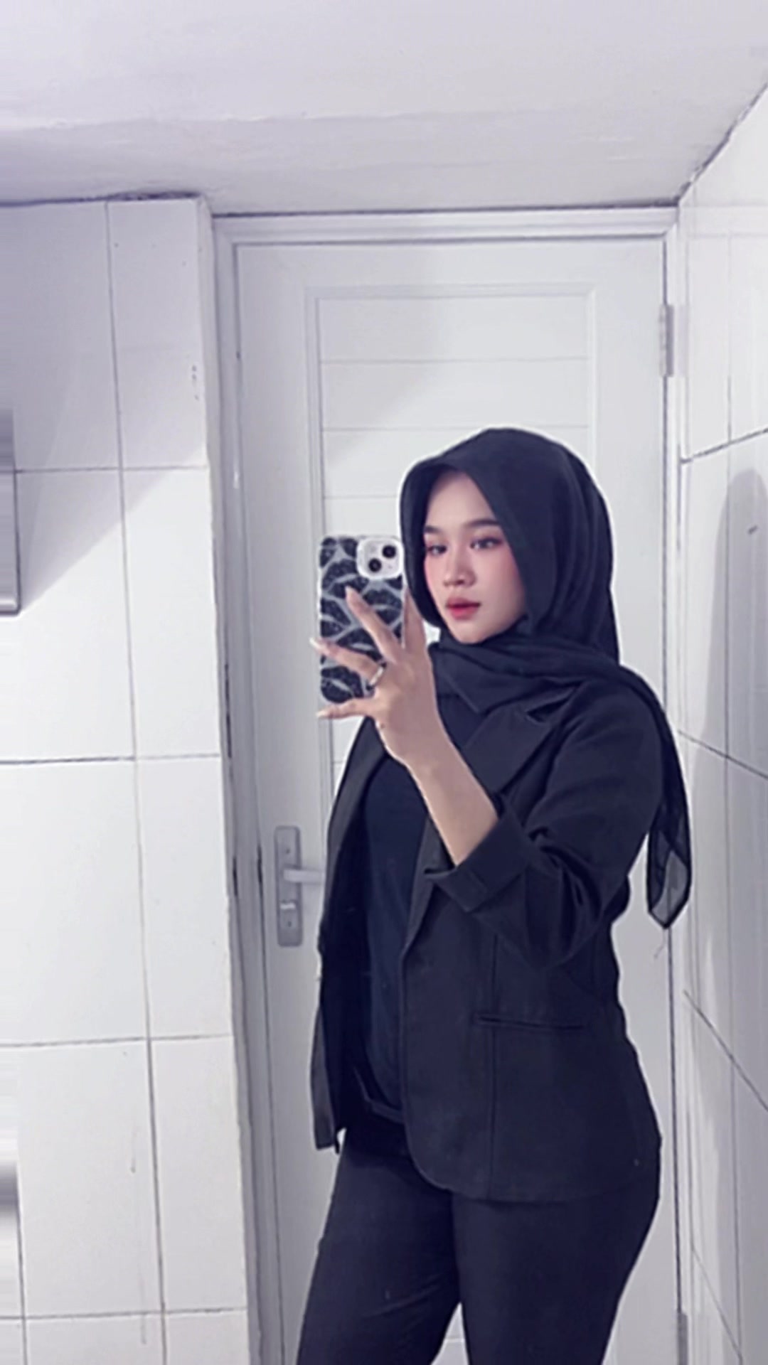 @IG.IRADHA_ID