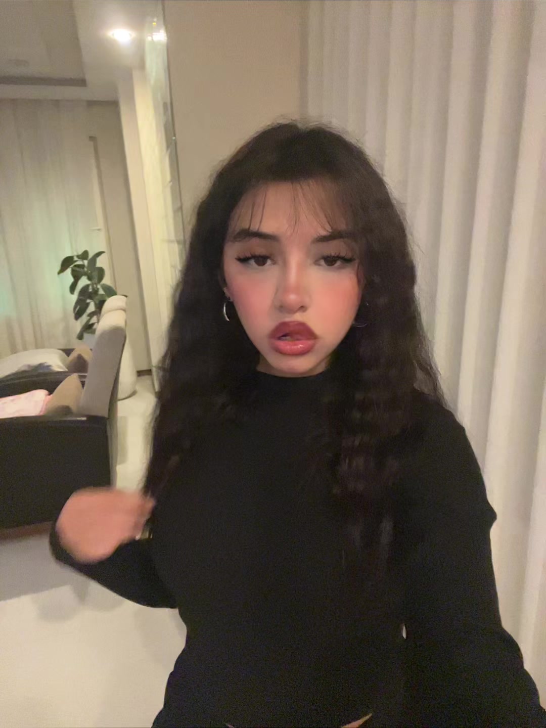 @Mania🫧