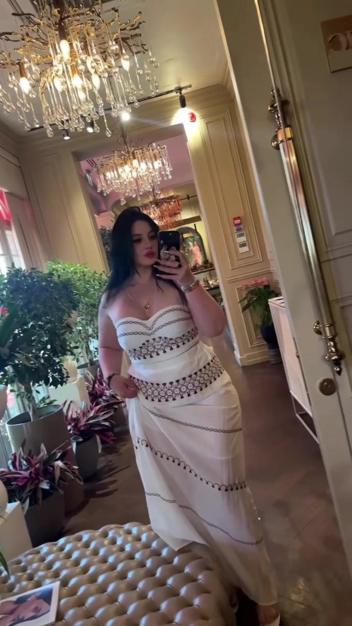 @julia_baku05